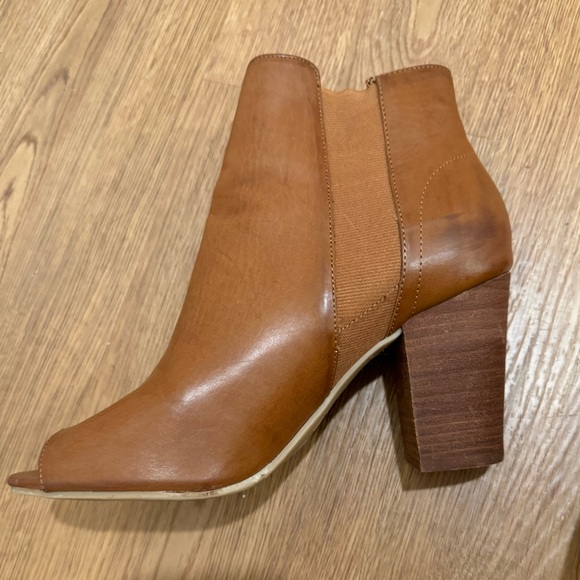 Booties - Picture 5 of 5